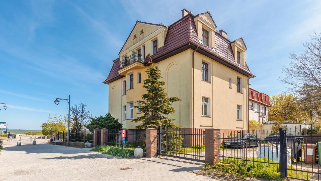 Apartamenty Sun & Snow Traugutta Plaza ソポト エクステリア 写真