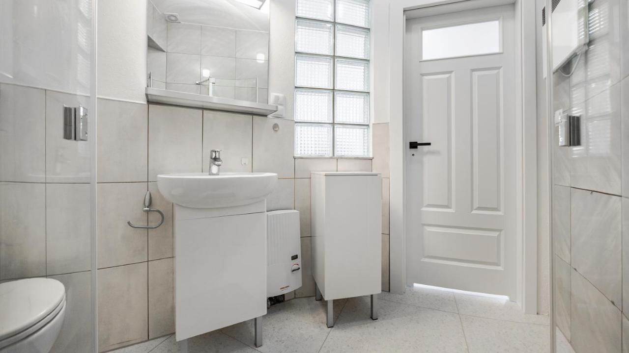 Apartamenty Sun & Snow Traugutta Plaza ソポト エクステリア 写真