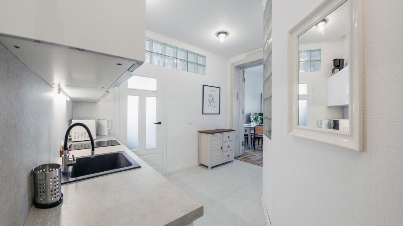 Apartamenty Sun & Snow Traugutta Plaza ソポト エクステリア 写真