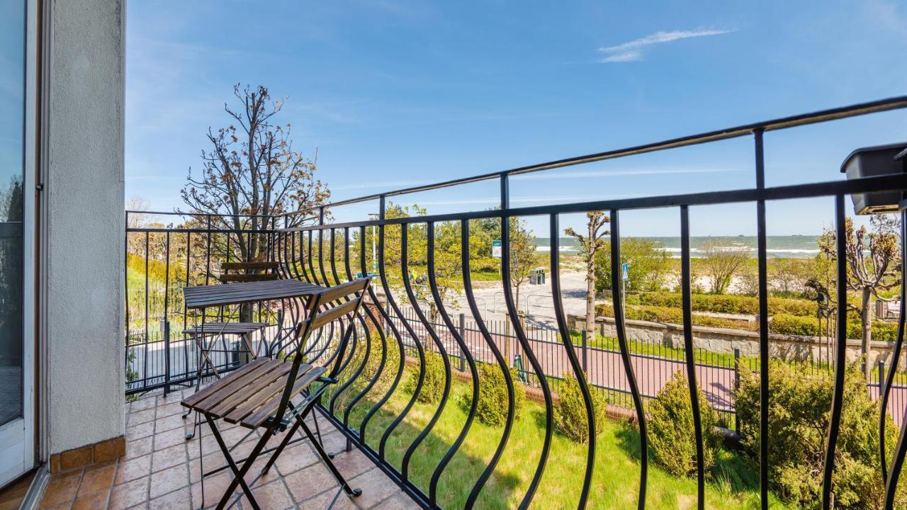 Apartamenty Sun & Snow Traugutta Plaza ソポト エクステリア 写真